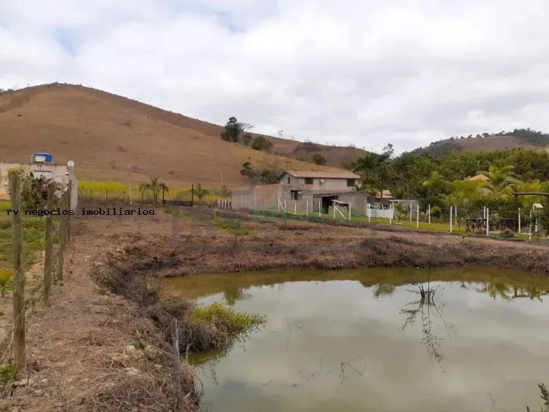 JLRV0145 Imóvel para venda tem 1400 metros quadrados em Área Rural de Juiz de Fora - Juiz 