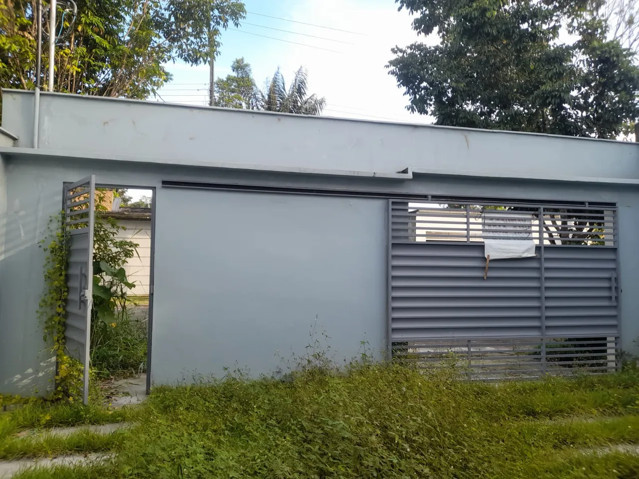 Casa com Suíte e Fino Acabamento no Villa Suíça 3 Quartos, 2 Vagas e Terreno Amplo!