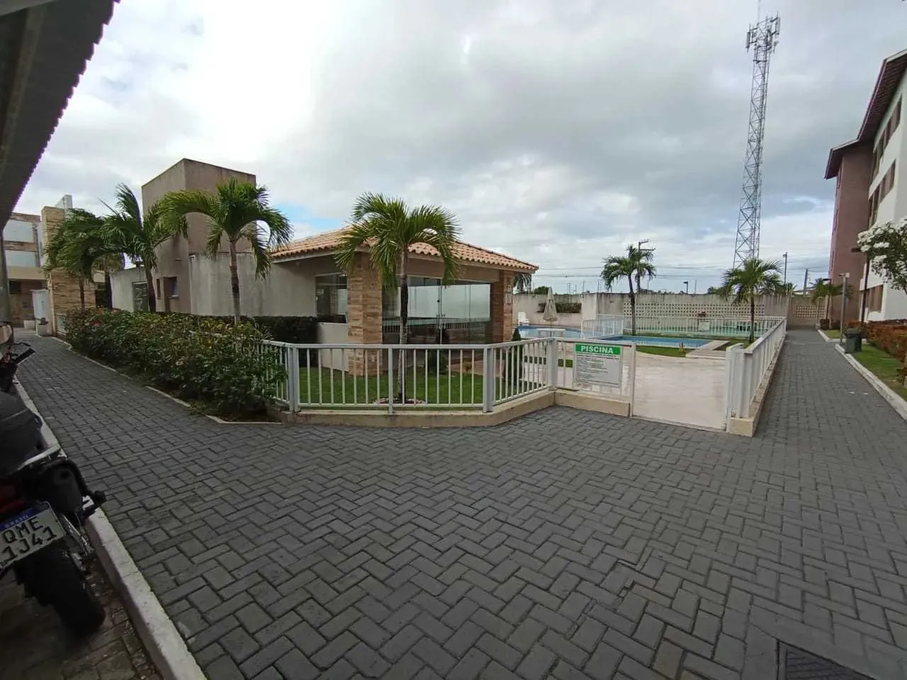 Litorâneo Barra Residence /Barra dos coqueiros