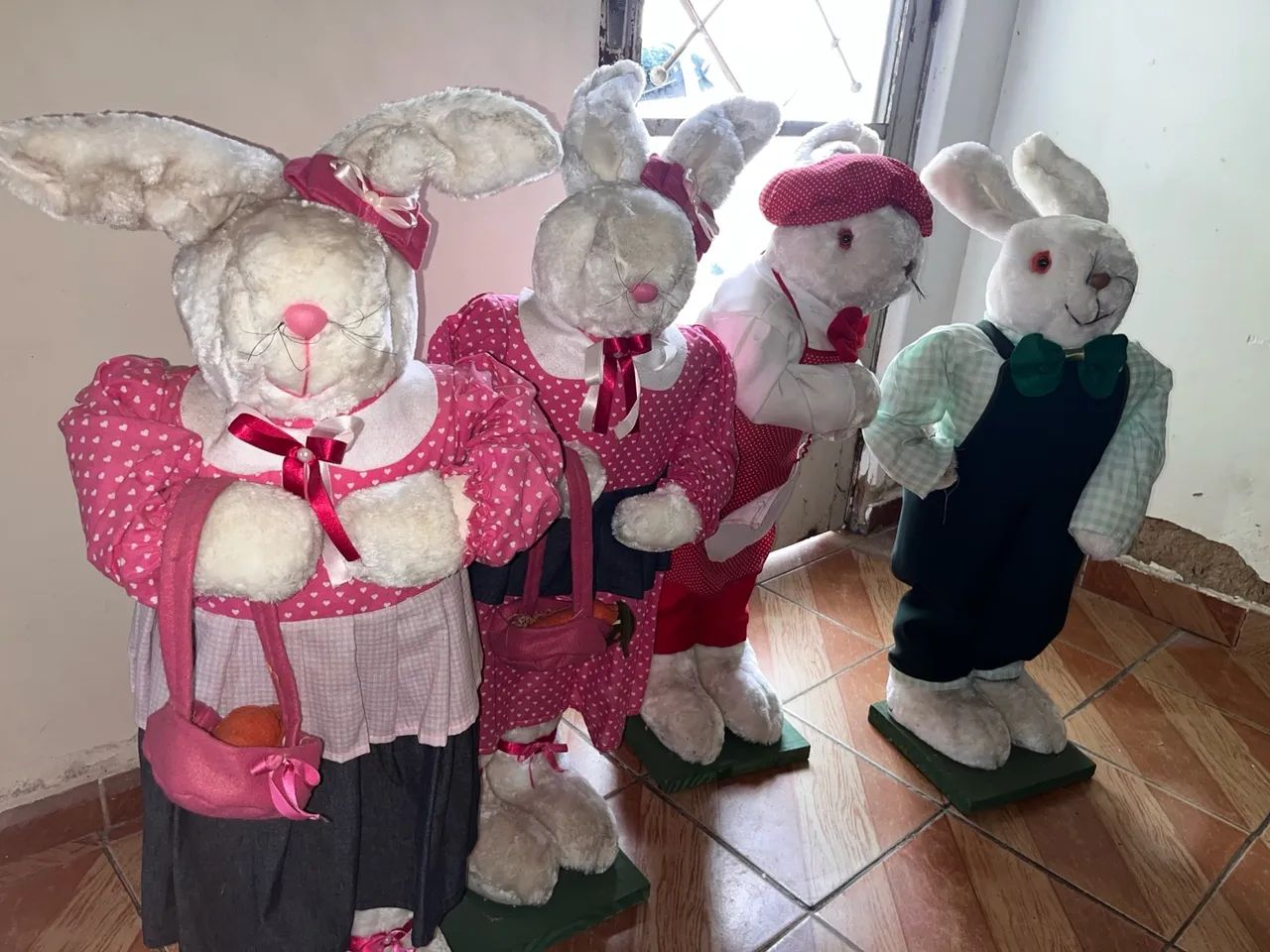 COELHOS GRANDES PARA DECORAÇÕES  - Foto 2