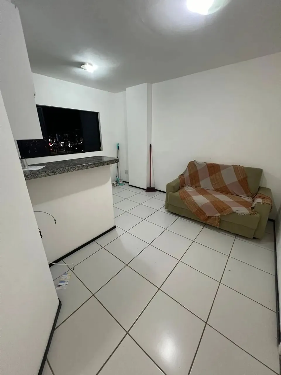 ALUGO VIP RESIDENCE SEMI MOBILIADO
