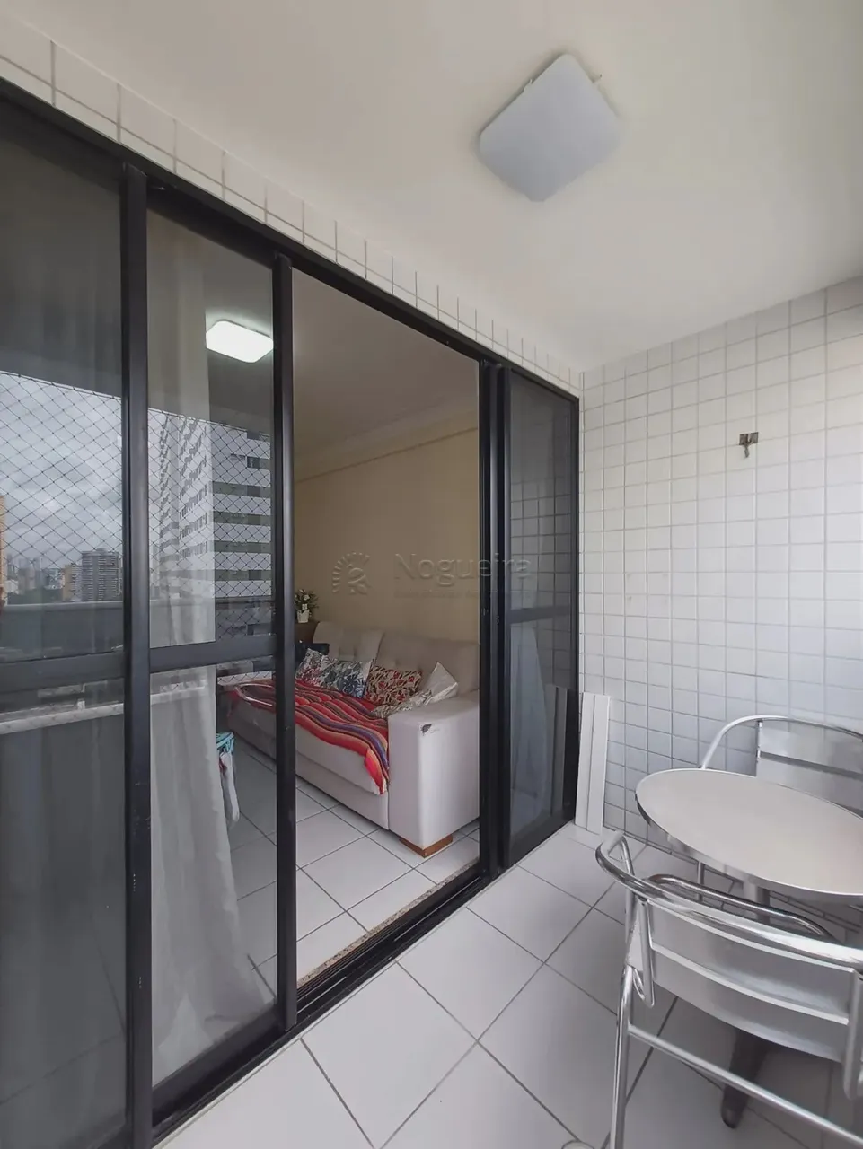 Imóvel para venda possui 88 metros quadrados com 3 quartos em Torre - Recife - PE