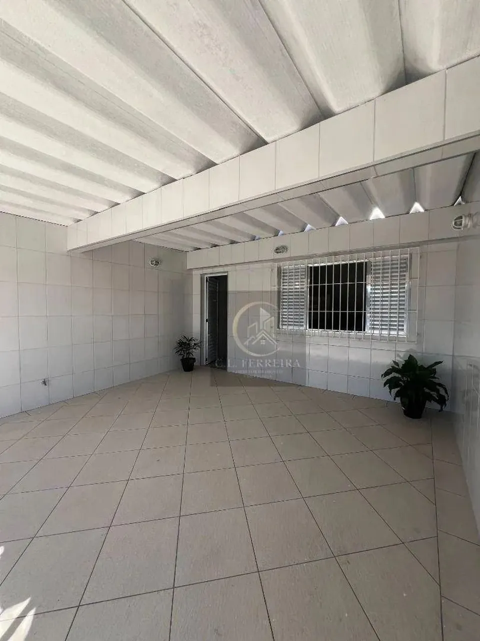 Casa para venda em Maracanã de 64.00m² com 2 Quartos, 1 Suite e 2 Garagens