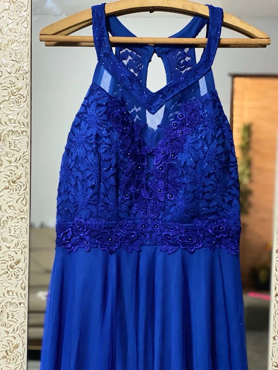 Vestido Azul Royal Bordado Elegante - Foto 2