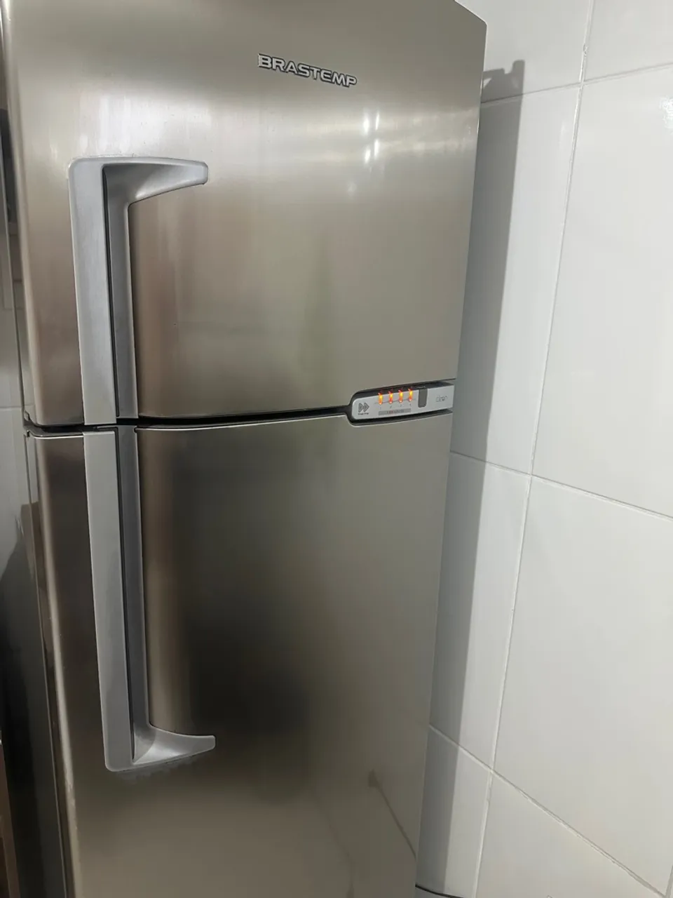 Geladeira Brastemp moto queimado