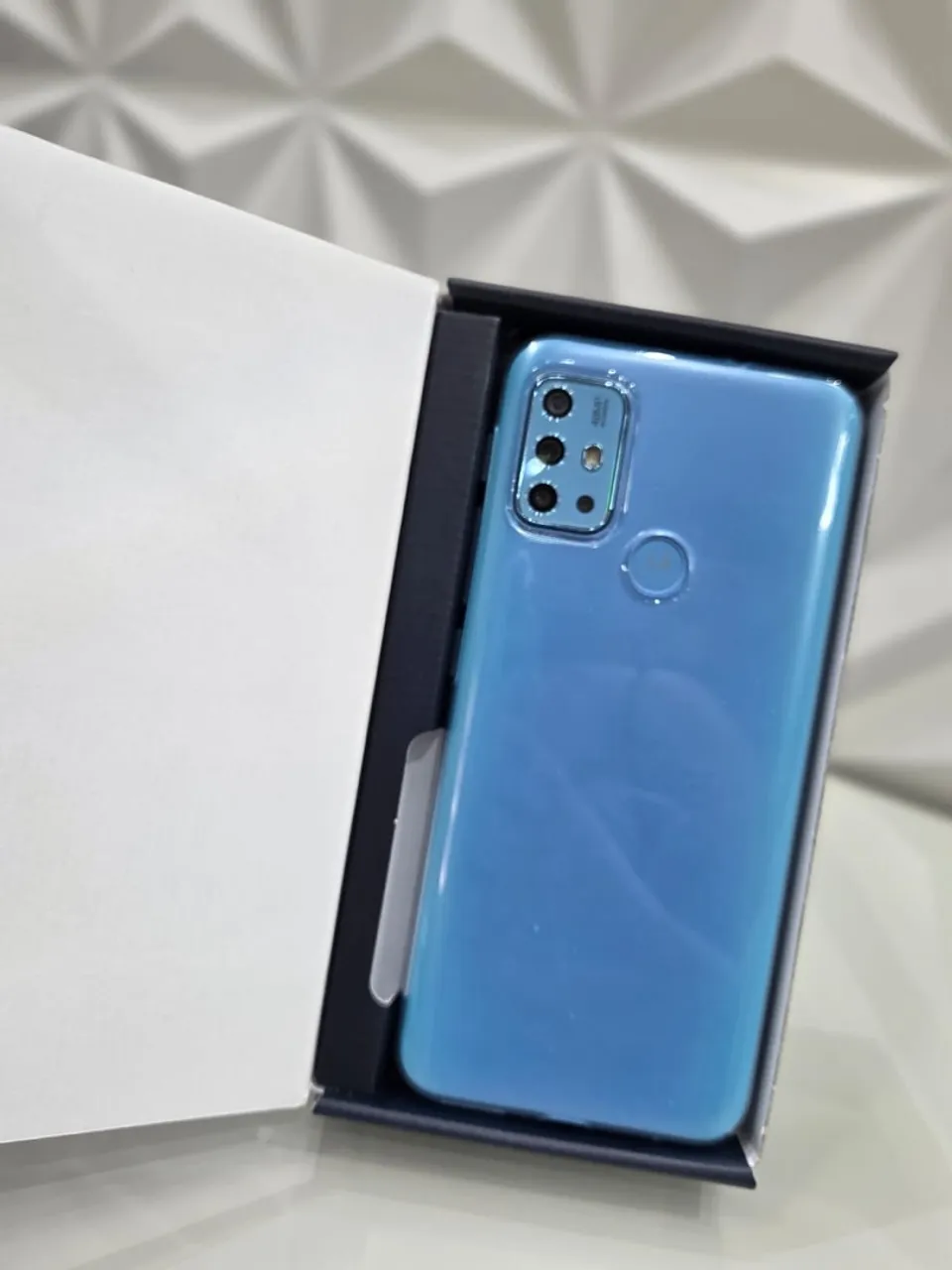 Motorola G20 Novo na caixa