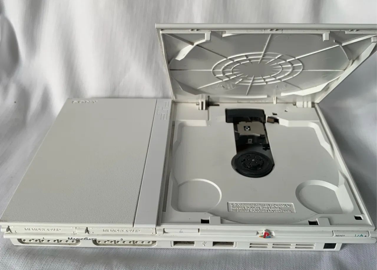 Playstation 2 Slim - Branco - Foto 3