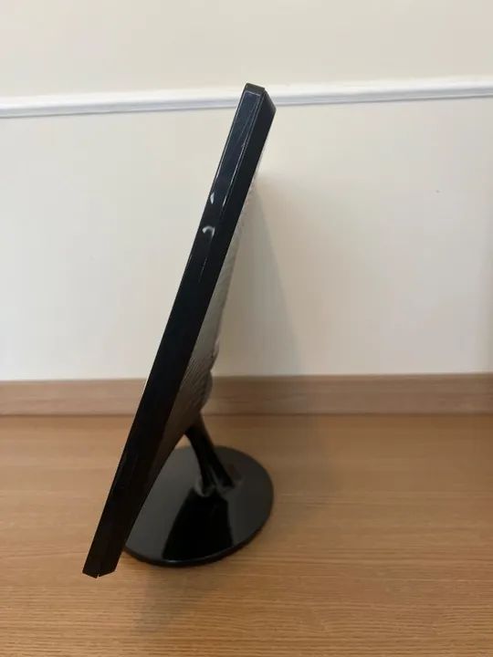 Monitor Samsung 20" 1.600x900 - Foto 3
