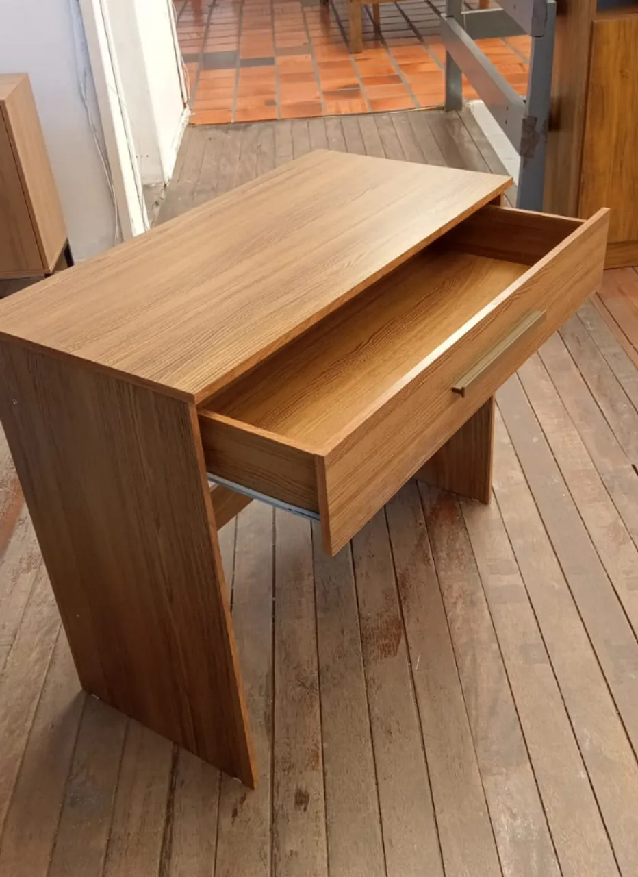 MESA DE ESCRITORIO -PRODUTO NA CAIXA - RETIRA NA LOJA