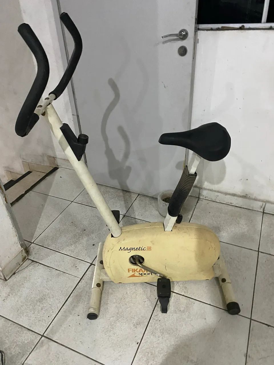 Bicicleta ergométrica 63824621665409120