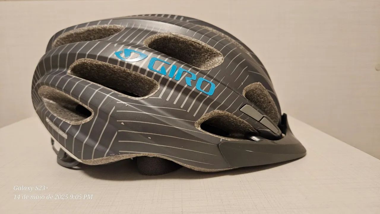 Capacete Giro Vasona Titânio para Ciclismo - Foto 2