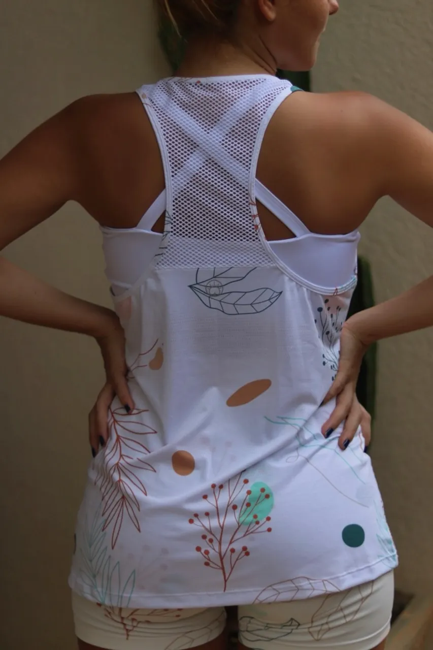 Regata Fitness Floral com Detalhe em Tela - Conforto e Estilo!