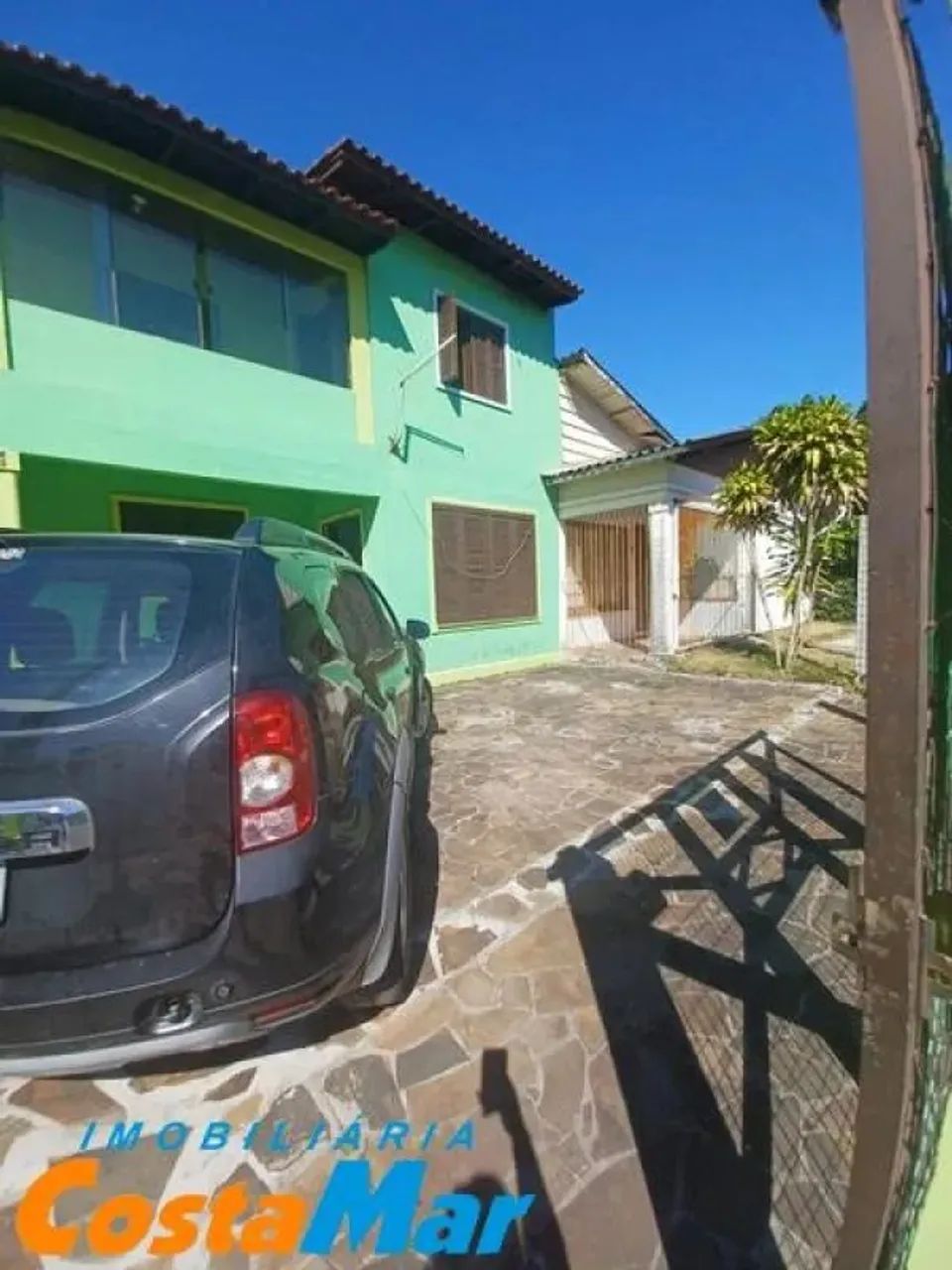 Sobrado amplo no centro - Foto 2