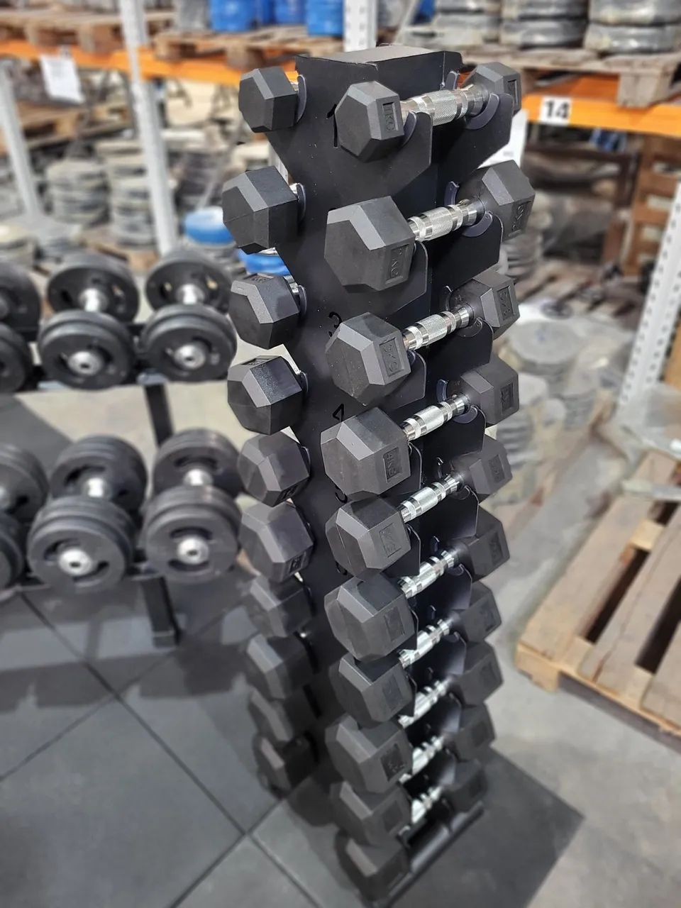 Dumbells, anilhas, barras. Kettlebell e mto mais direto da fábrica  - Foto 2