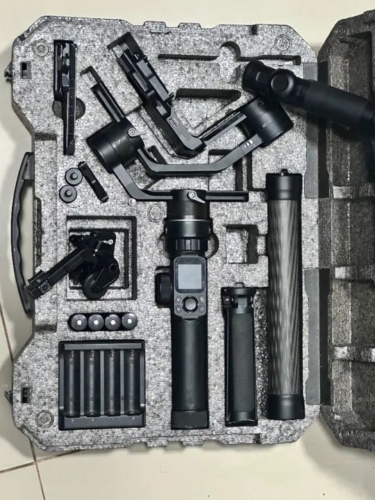 Gimbal Estabilizador Feiyutech AK4000 Suporta 4,5kg - Foto 6