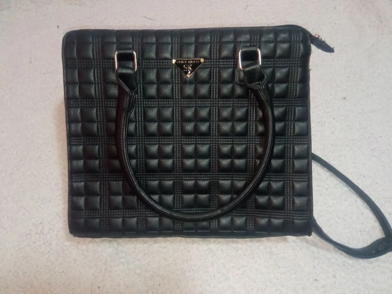Bolsa preta duas alças