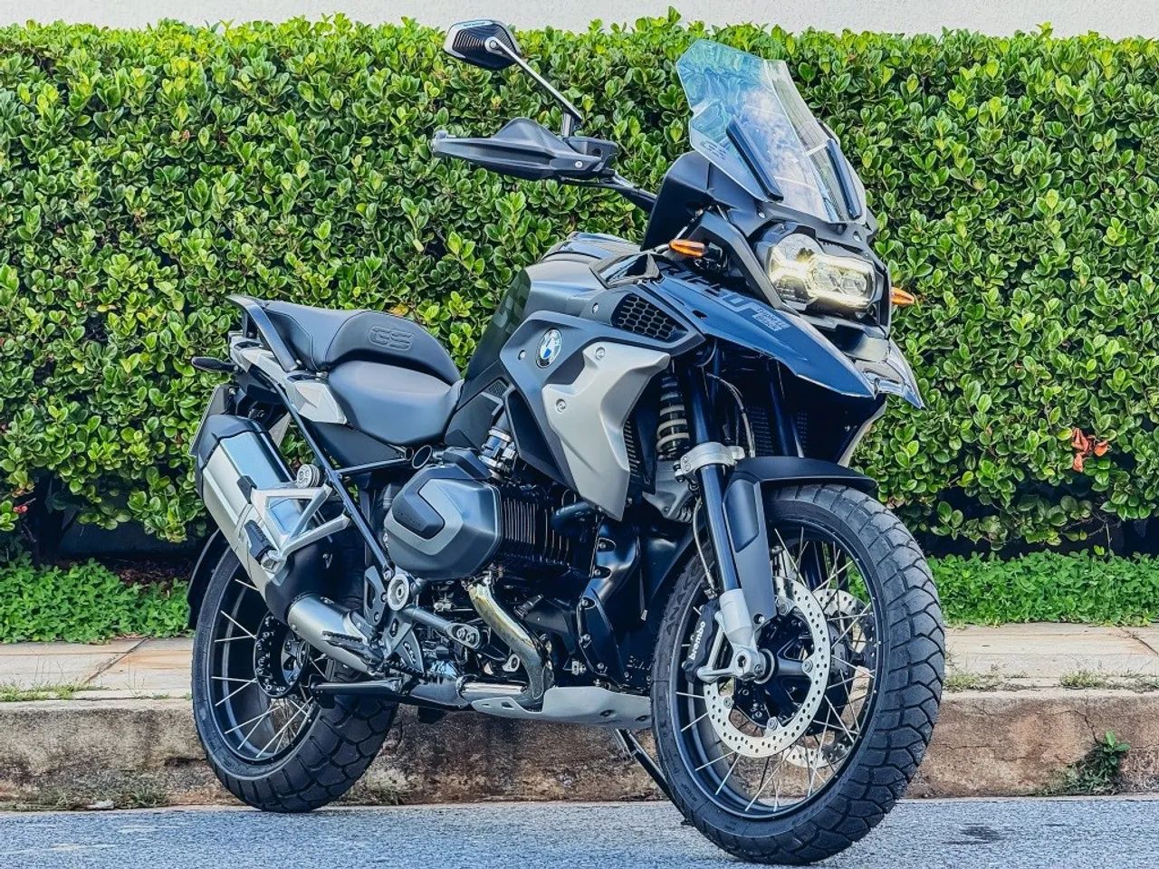 Bmw R 1250 gs premium triple black 2024