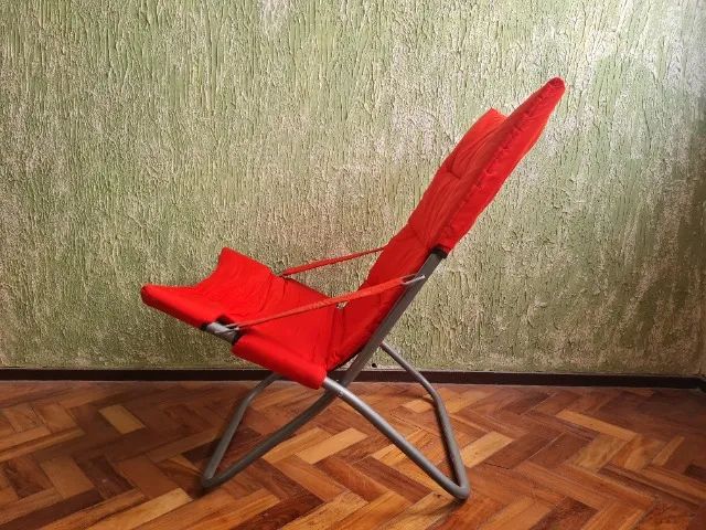 Cadeira Vermelha - Foto 4