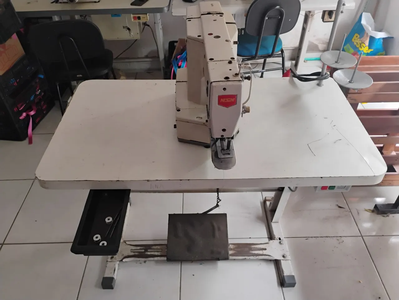 Máquina de Costura traveti