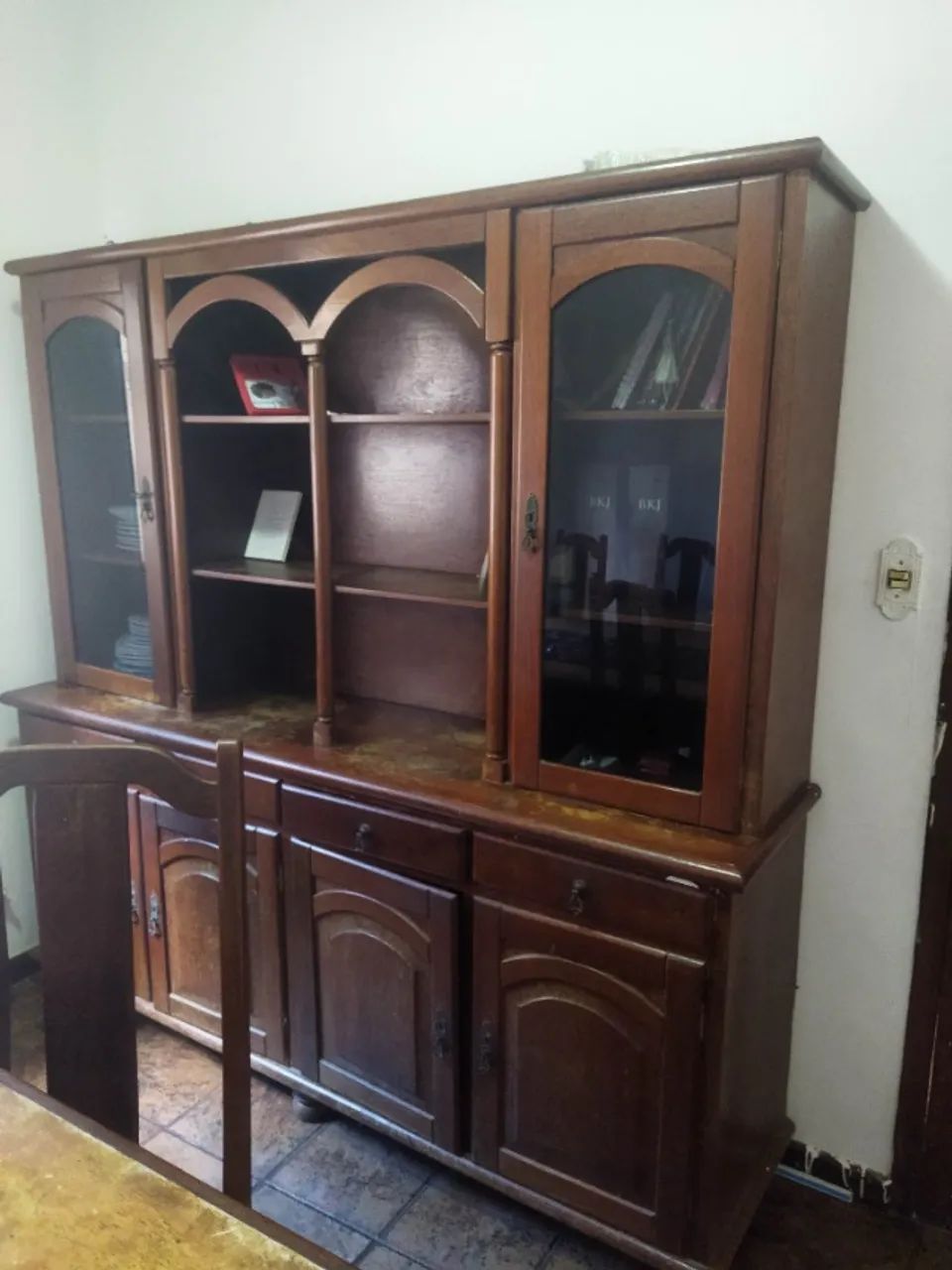 Mesa de jantar com oratório 64842834333826122