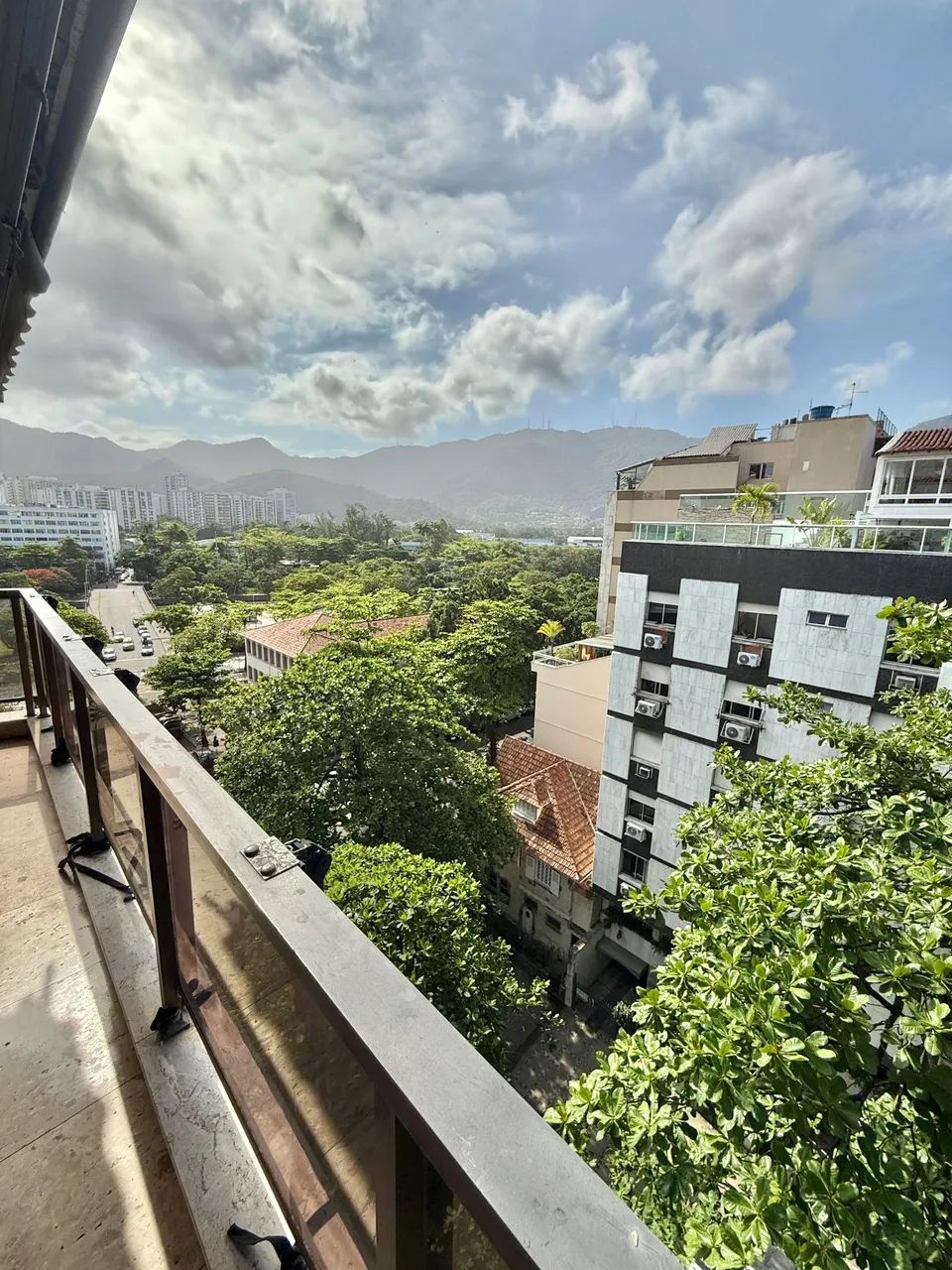 Cobertura Triplex de 3 quartos, de Luxo em Ipanema: Viva a Experiência do Quadrilátero de 