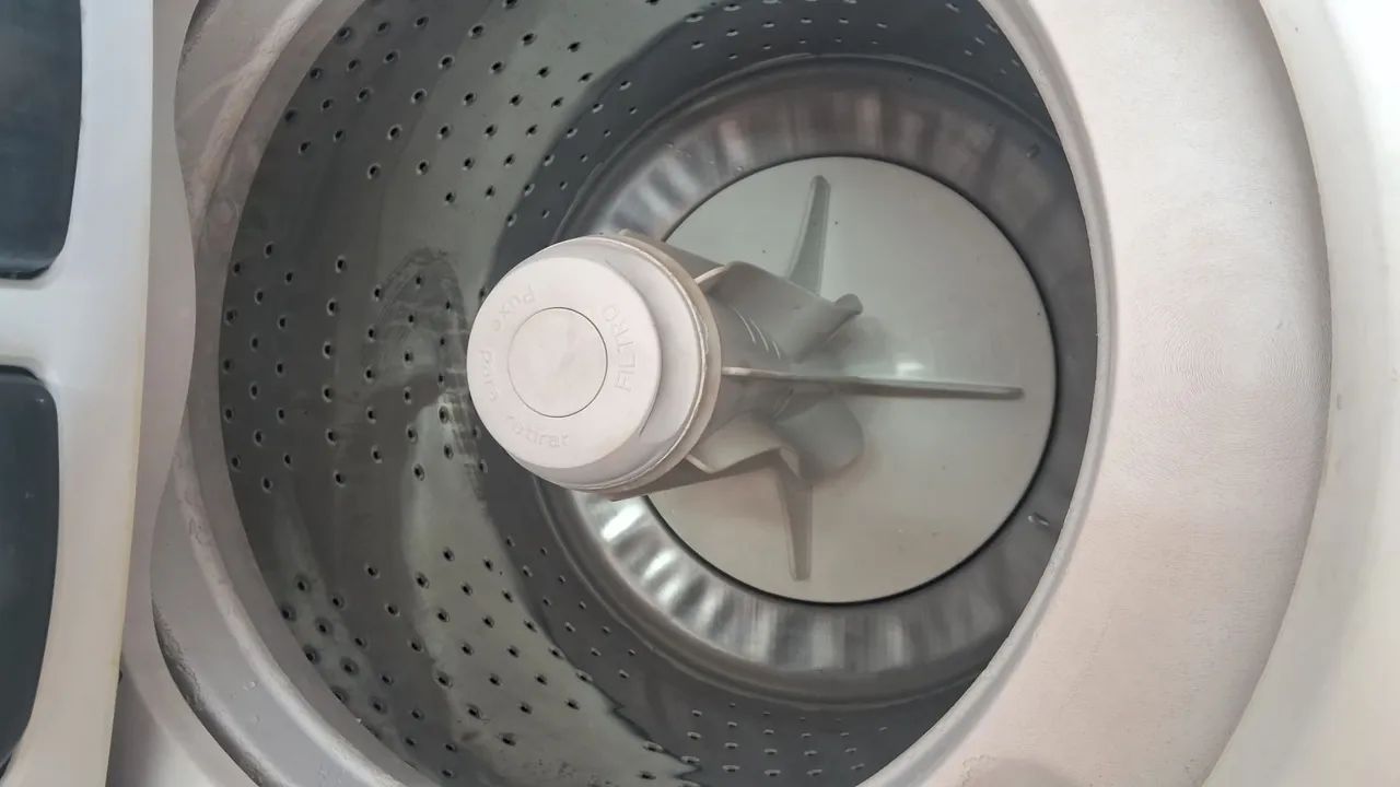 Vendo máquina de lavar Brastemp ative 11kg 110 v cesto inox muito concervada  - Foto 6