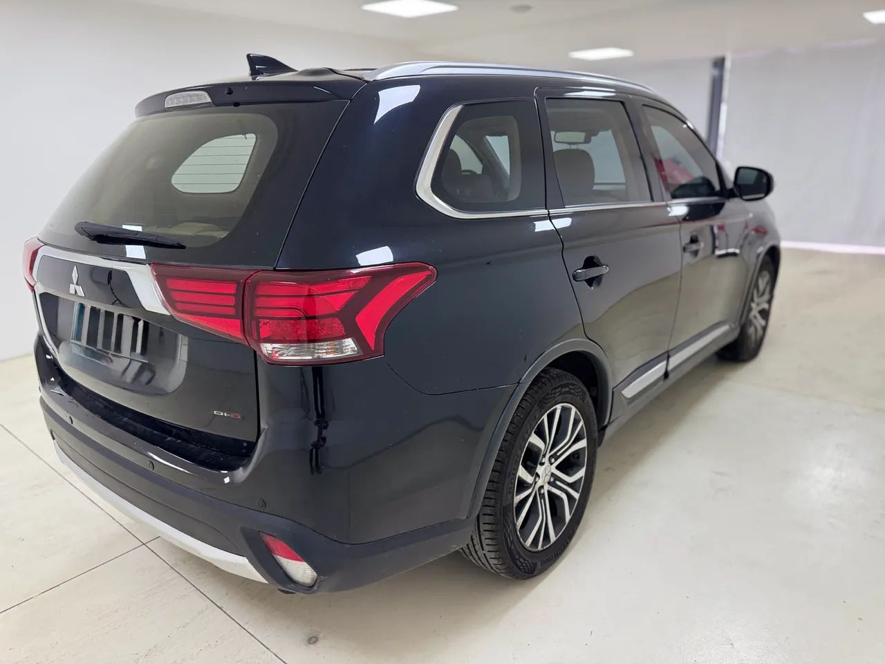 Mitsubishi Outlander 2.2 165cv Diesel Aut. 2018 - Foto 3