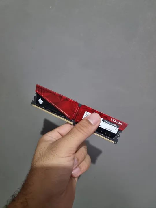Memória Ram T-Force Vulcan Pichau, 8GB, DDR4, 2666MHz, Vermelha - USADA - Foto 4