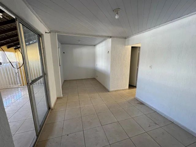 Alugo casa no centro de Cidade Ocidental - Foto 2
