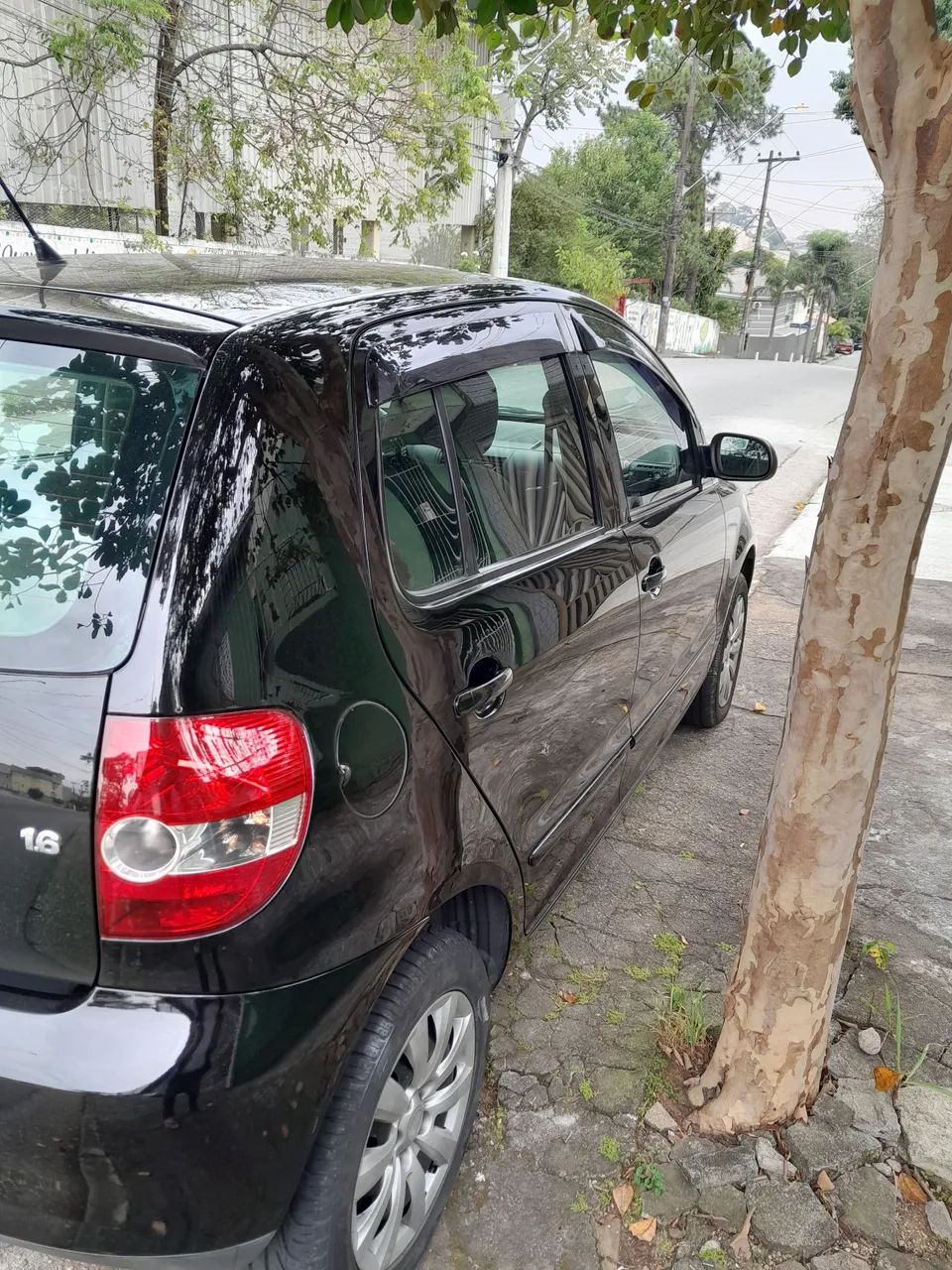 Vendo Volkswagen Fox plus 1.6,  ano 2008 modelo 2009 - Foto 4