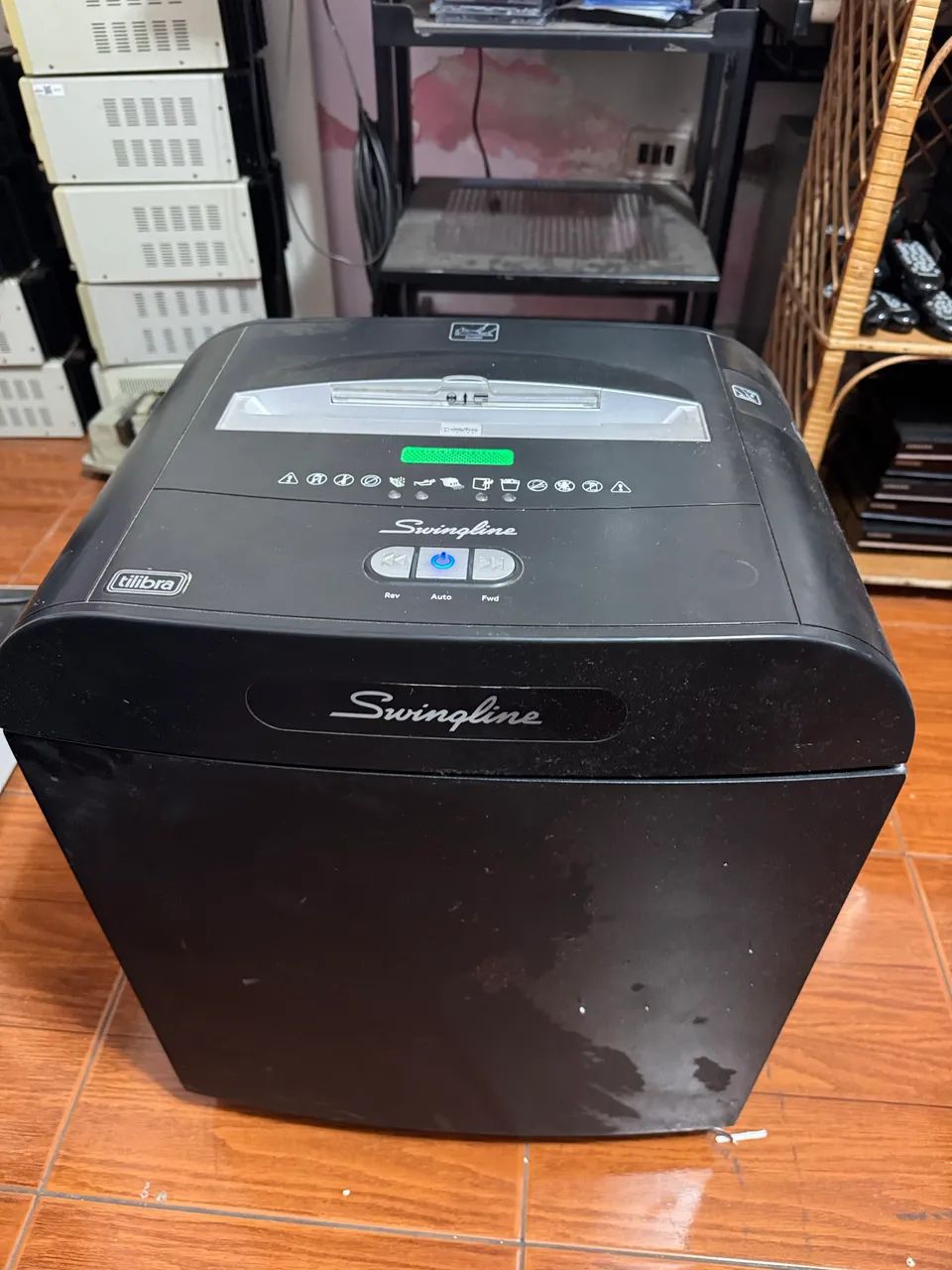 Fragmentadora de Papel Swingline DX18