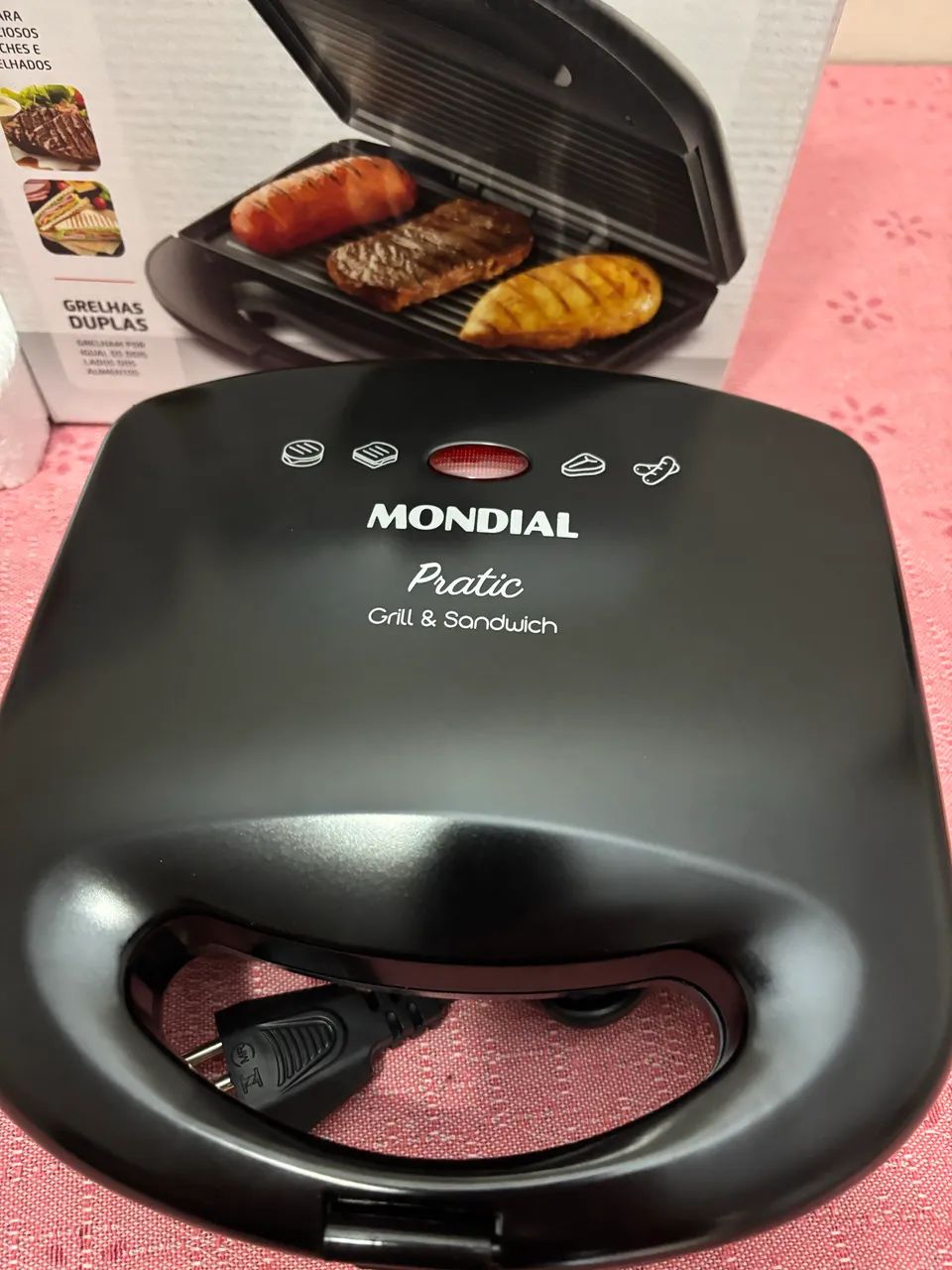 Sanduicheira Grill Mondial na caixa - Foto 2