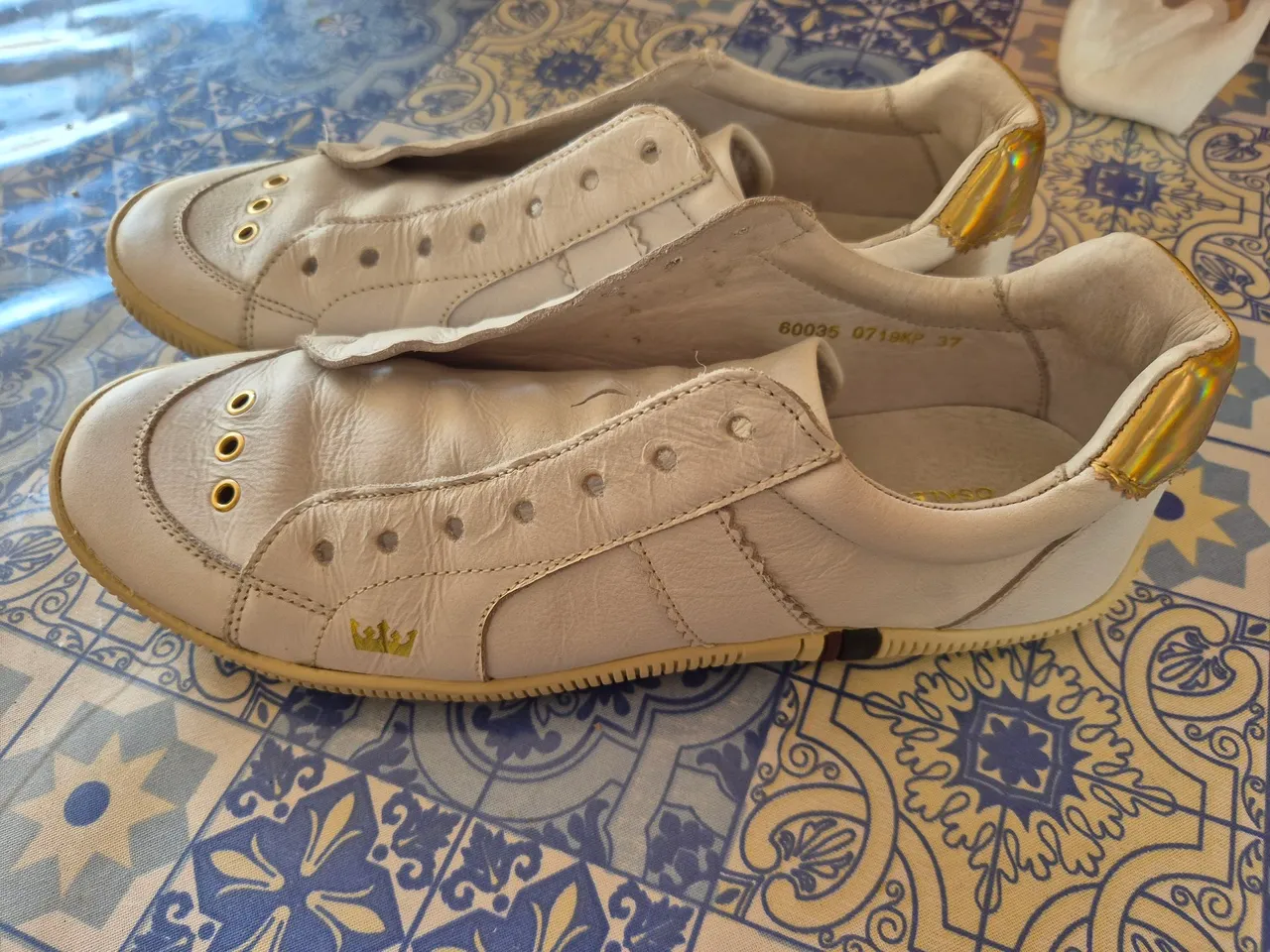 Tênis OSKLEN couro original branco feminino
