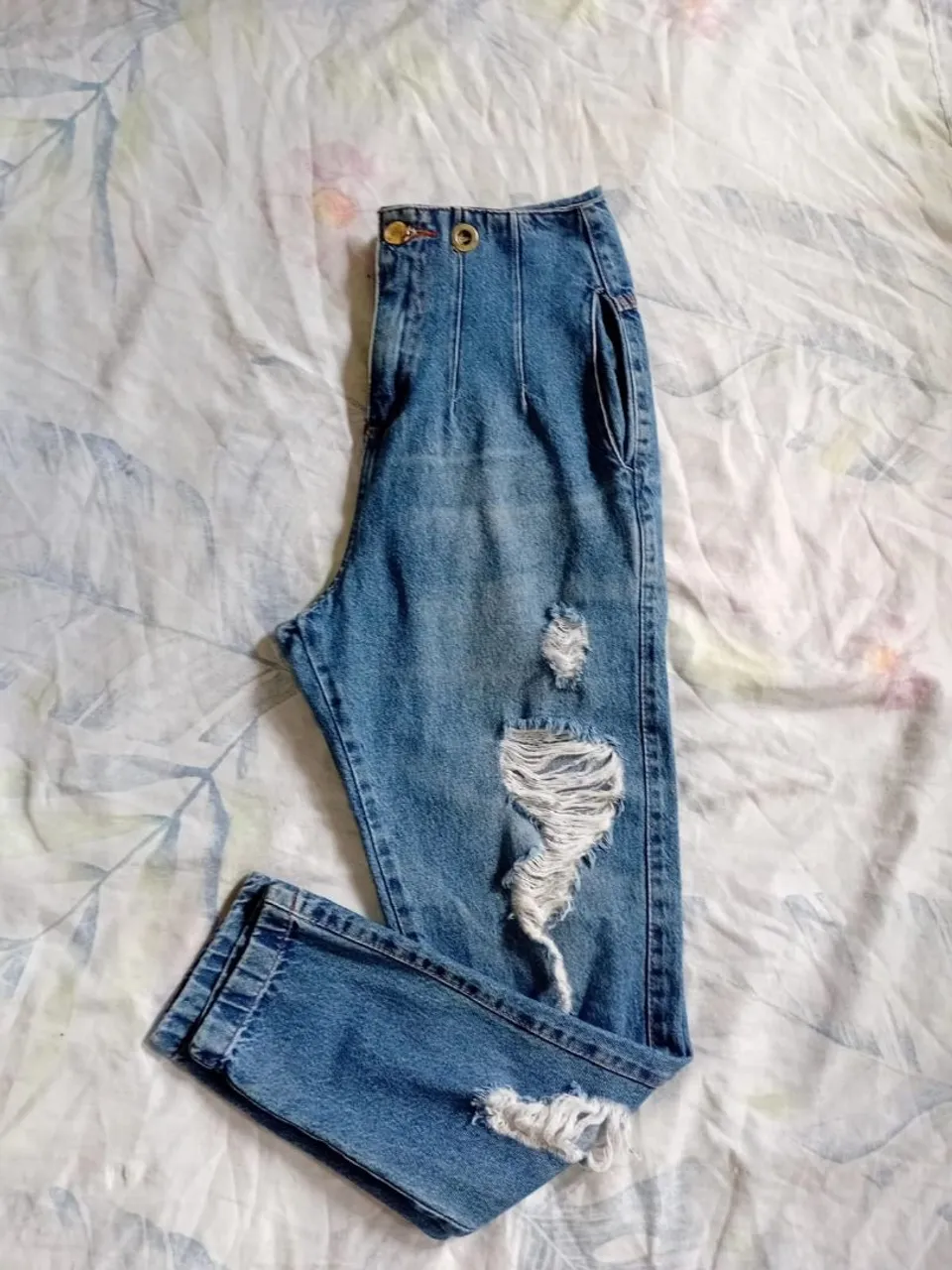 Calça Jeans Feminina Destroyed cós alto tamanho 36