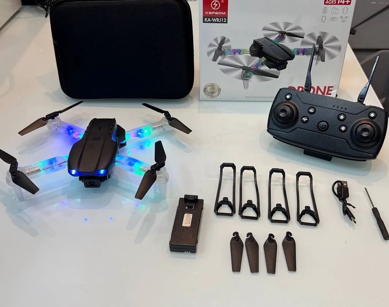 Mini Drone Novo C/ 2 Baterias, Led, Câmera - Voa Até 80m! Ótimo Presente - Foto 2