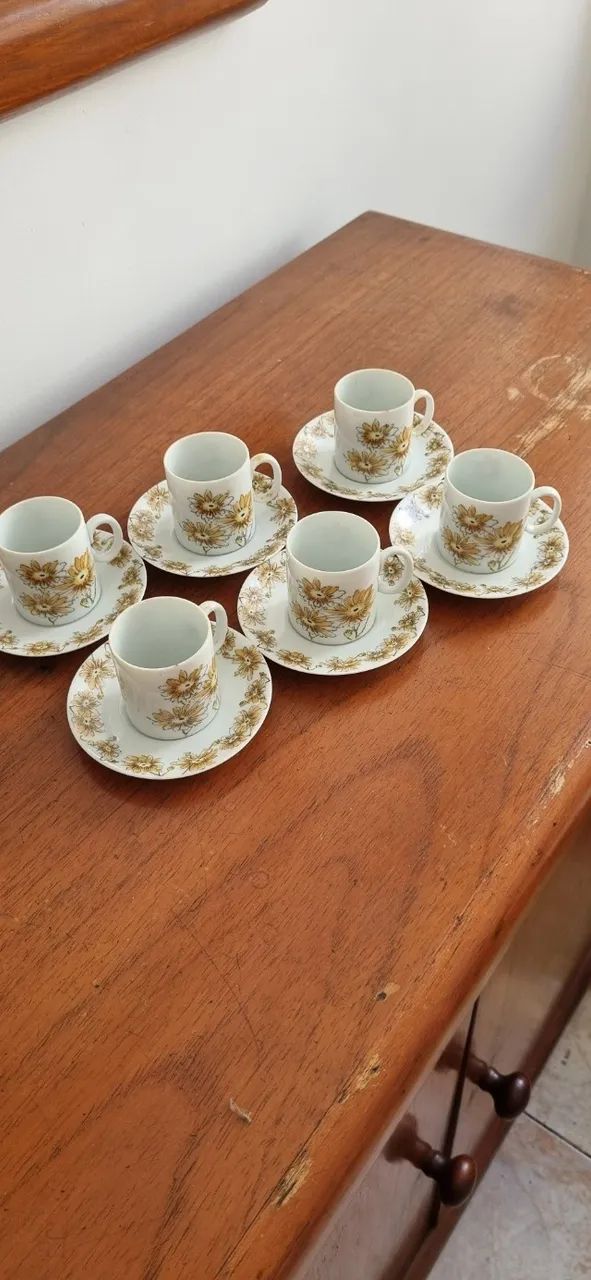 Jogo Xicaras Porcelana Anos 80 - Utensílios Para Cozinha - Méier
