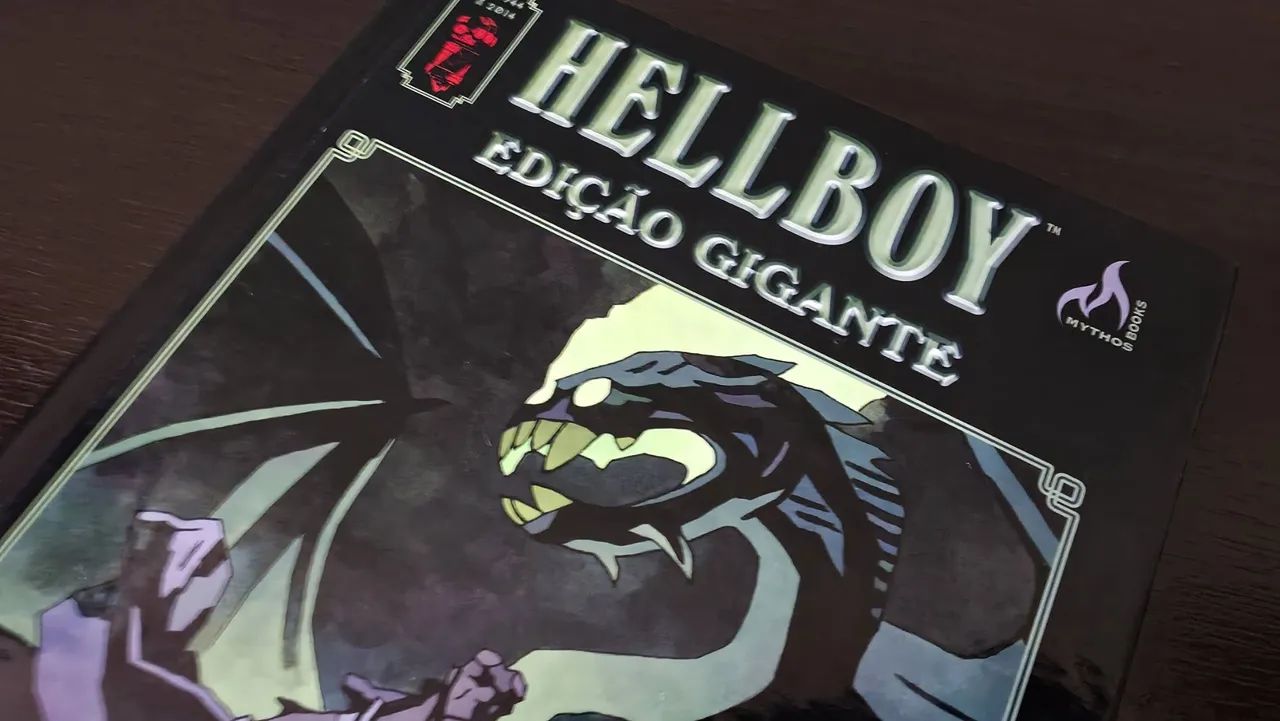 Hellboy - Edição Gigante - A Morte de Hellboy - HQ Mythos - Foto 5