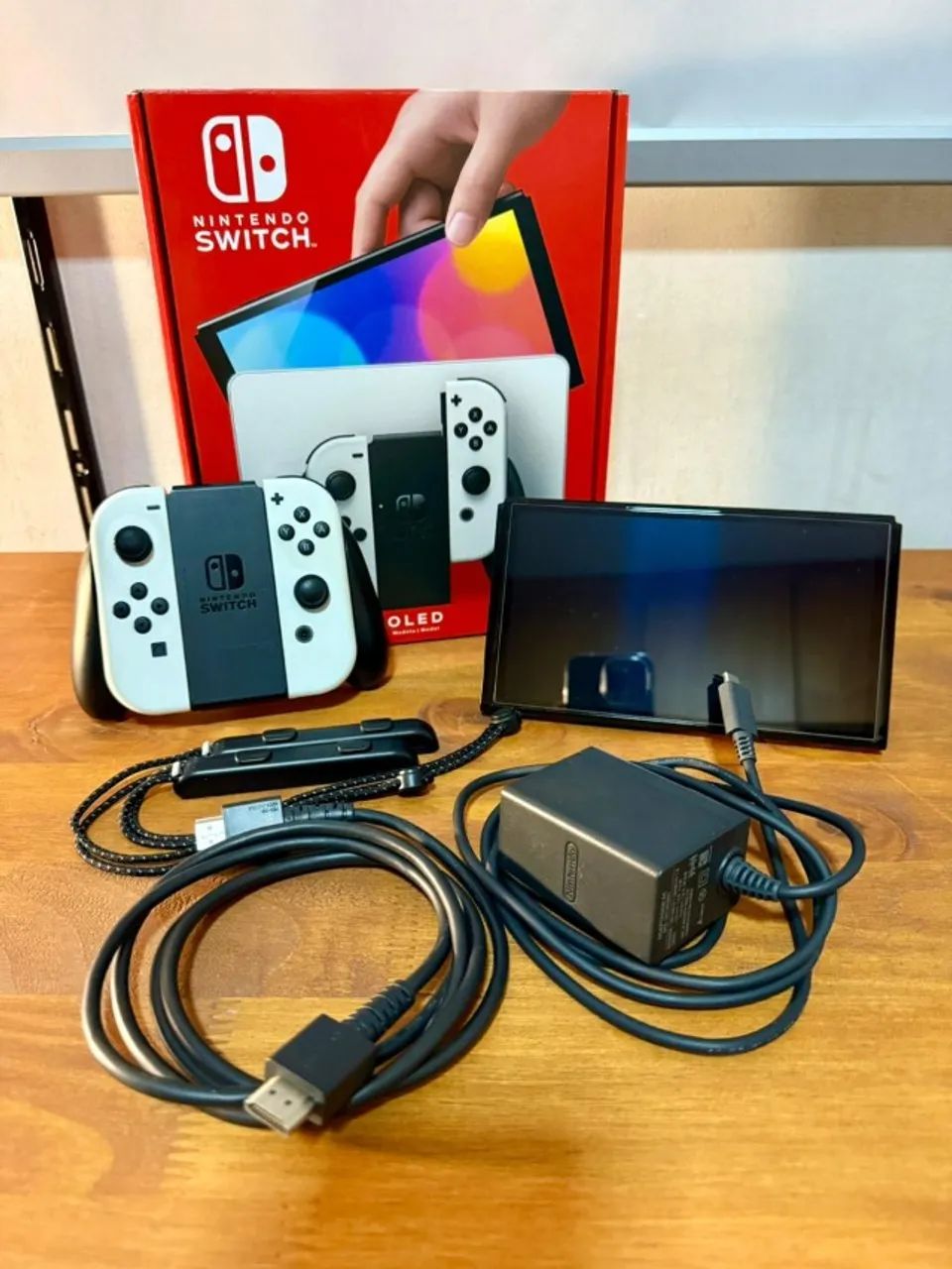 Nintendo Switch OLED | Completo c/Caixa, película e Case | Impecável - Foto 3
