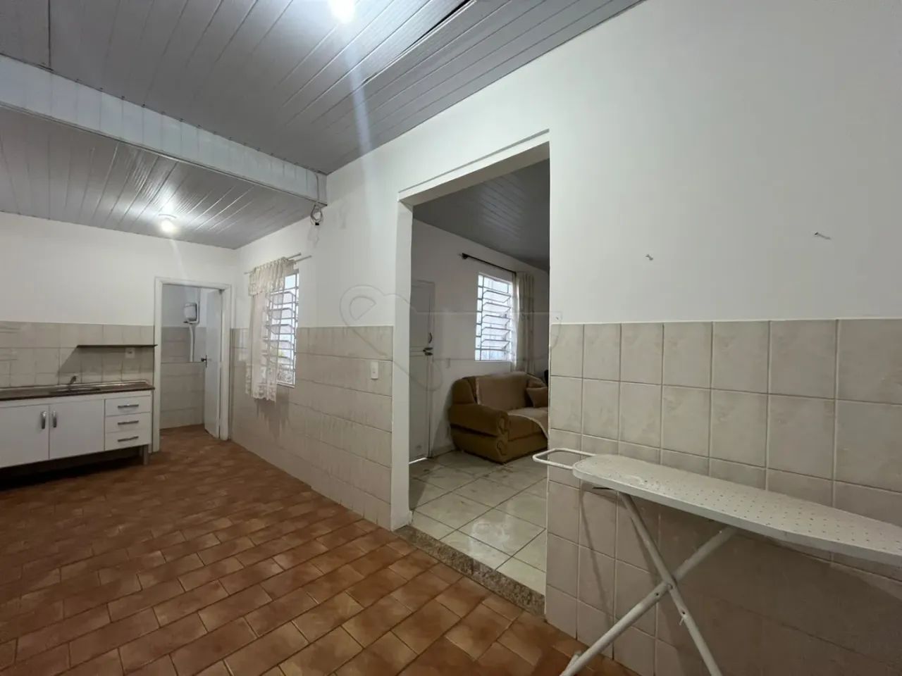 Casa residencial com 02 quartos no Centro. - Foto 4