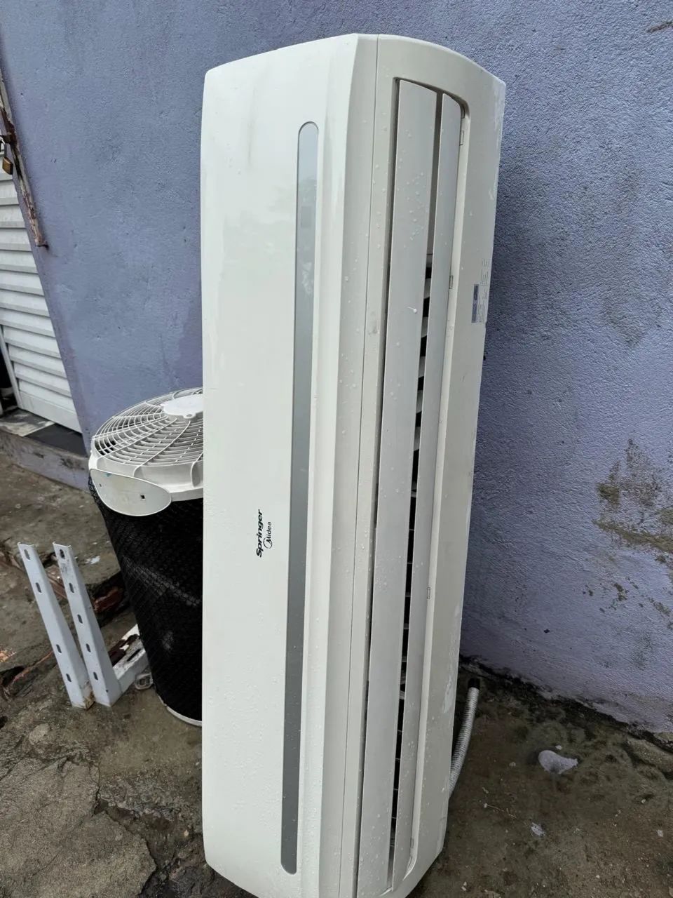 Split 30 mil Btus midea  - Foto 2