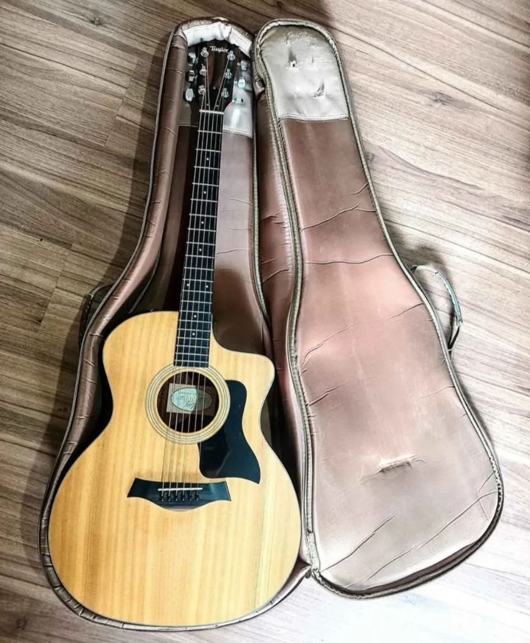 Violão Taylor 114ce  (TROCO)*