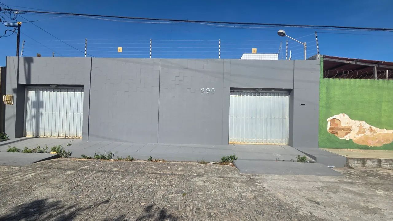 Alugo Casa com 4 quartos no Trapiche 