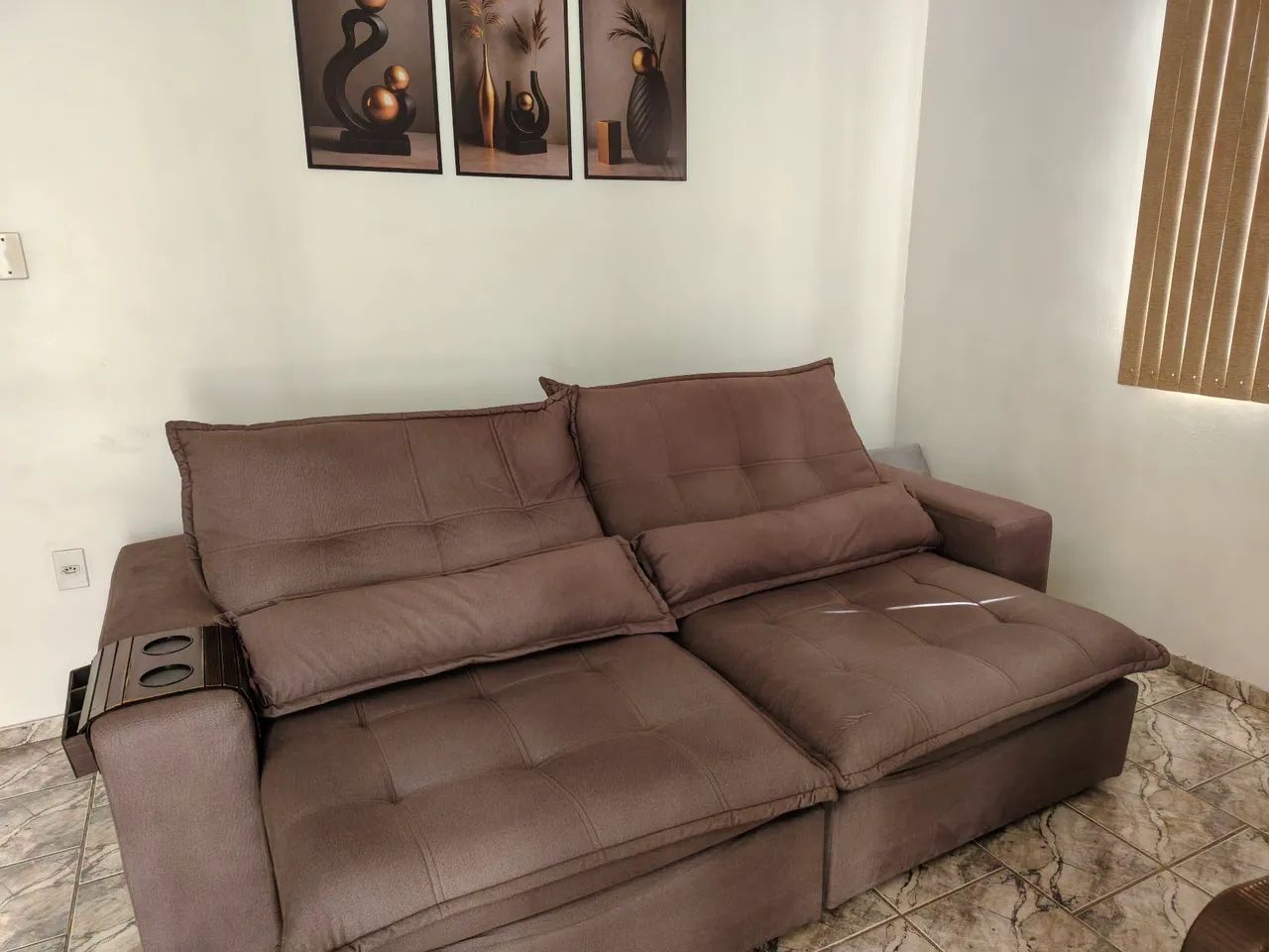 VENDO SOFÁ RETRÁTIL 2,50 m SEMI NOVO 