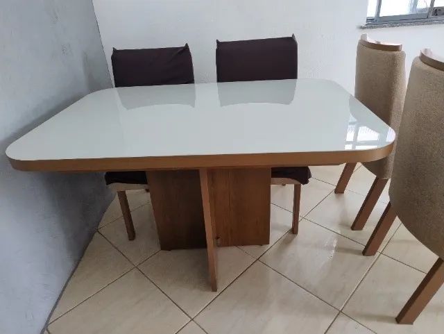 Mesa de jantar retangular com tampo de vidro - Foto 3
