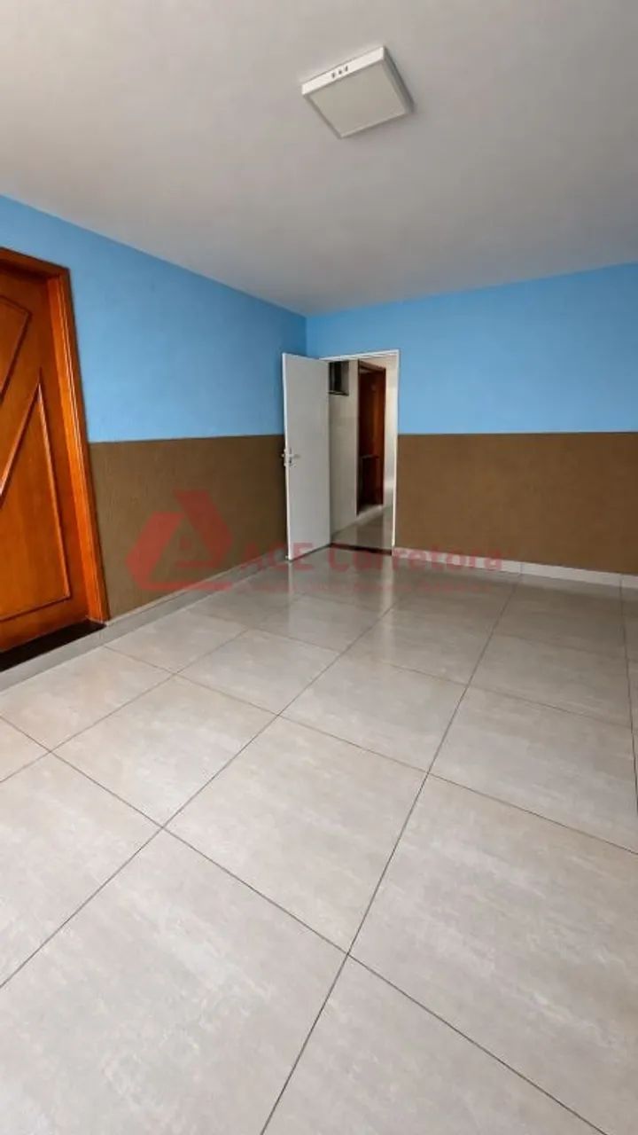 Casa com 3 Dormitórios, Piscina e Churrasqueira - Foto 2