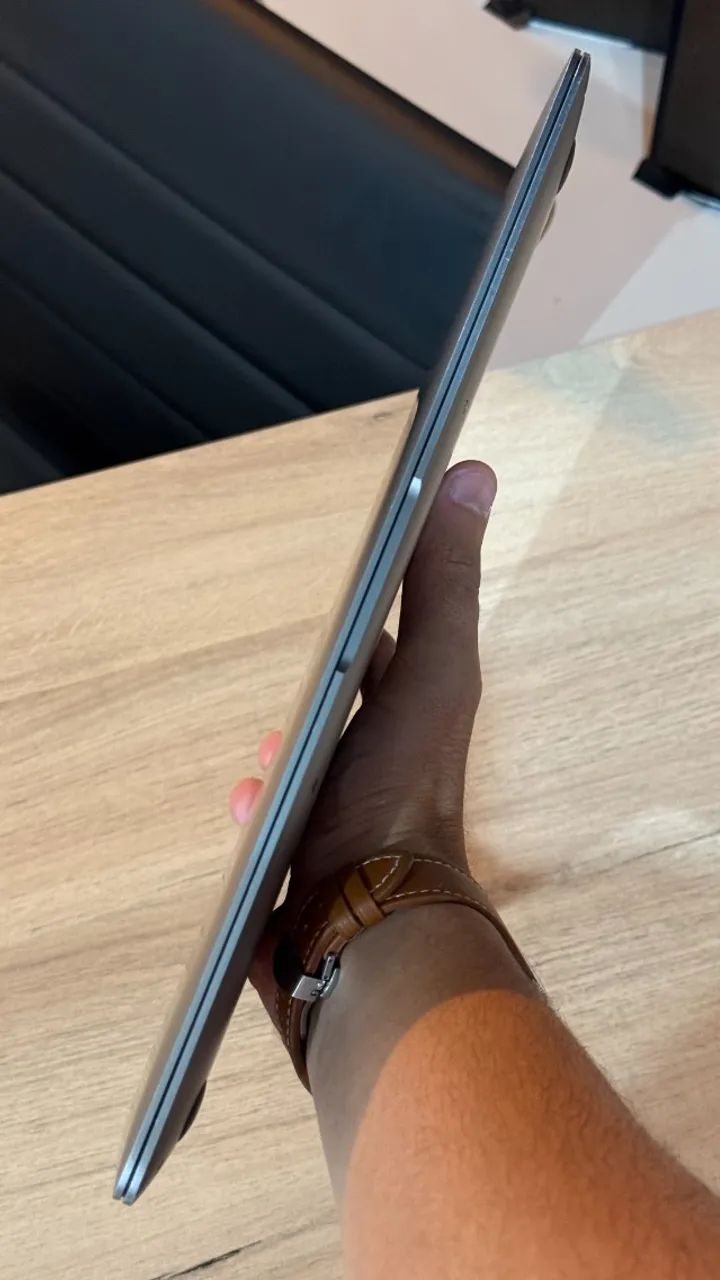 MacBook Air 2019 | 16GB Ram | Intel Core i5 | 256GB SSD - Loja