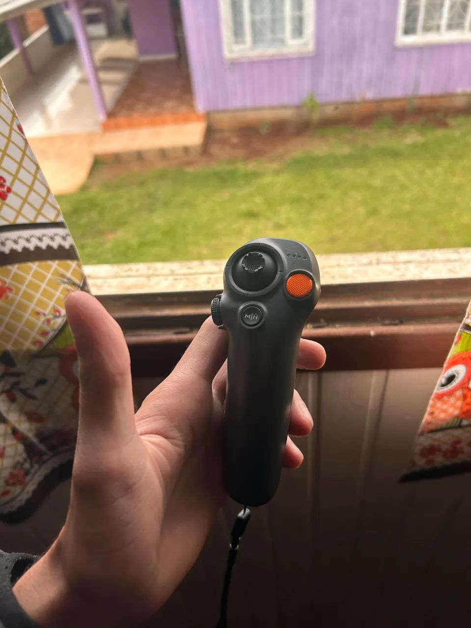 Óculos gomgles e controle fpv - Foto 2