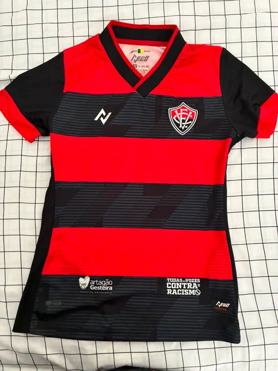 Camisa Feminina original Vitória M