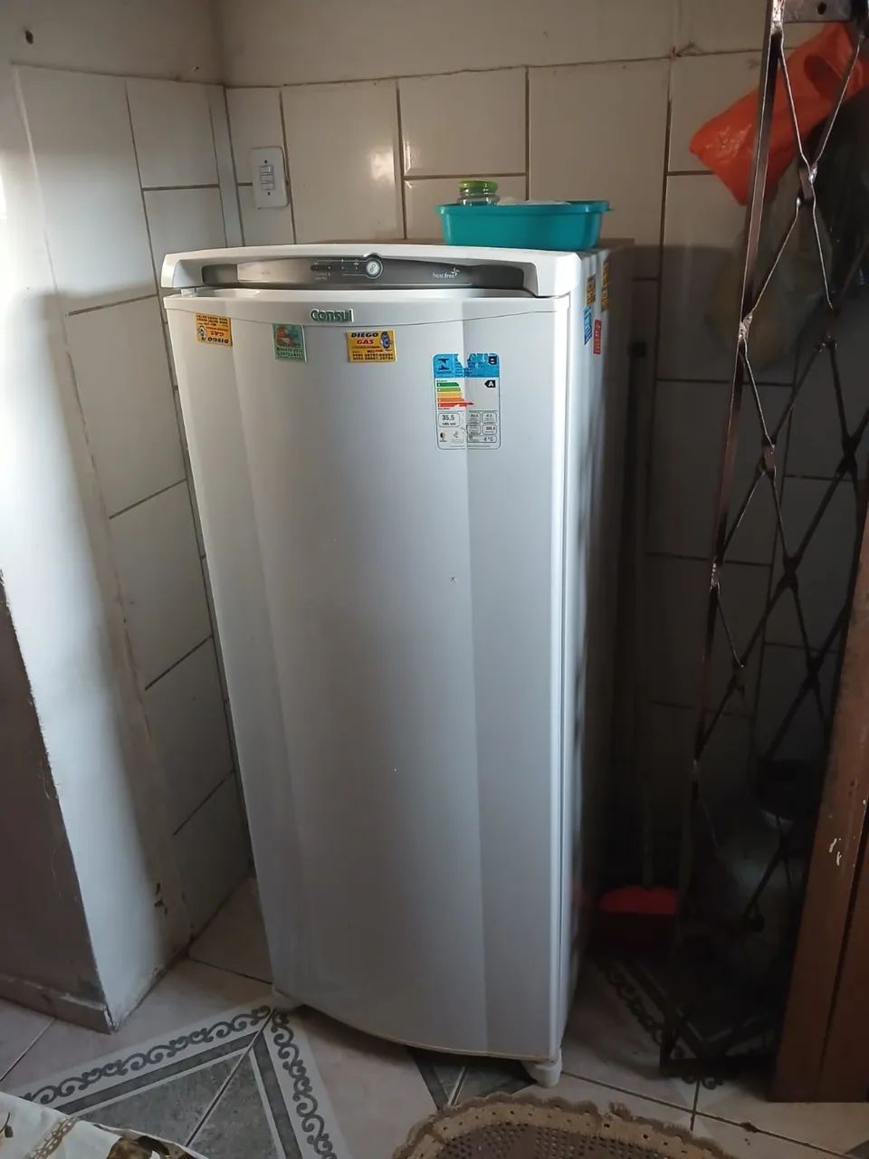 Vendo Geladeira Cônsul - Foto 2