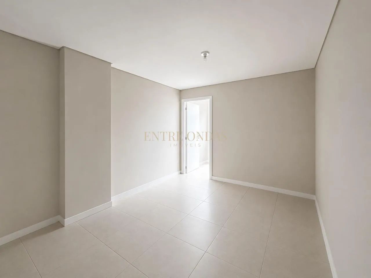 Sala comercial no bairro Trindade, Florianópolis.